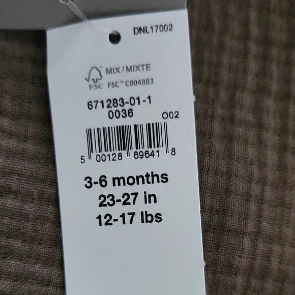 GAP Baby Toile Bear Print Set in Cream and Taupe - Picture 4 of 4